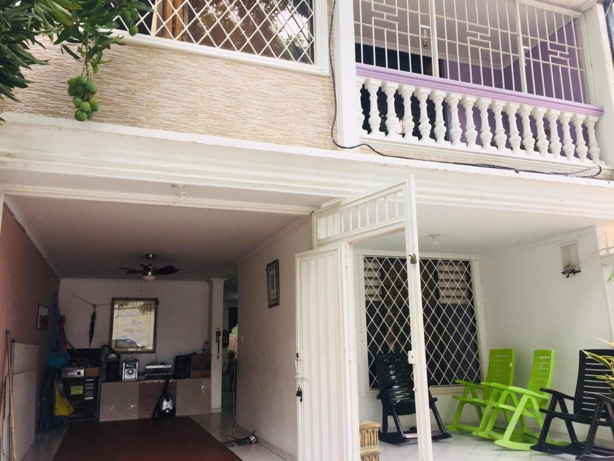 Casa Feliz Hostal Santa Marta  Exteriör bild