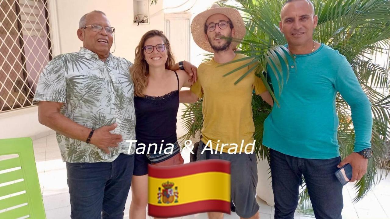 Casa Feliz Hostal Santa Marta  Exteriör bild